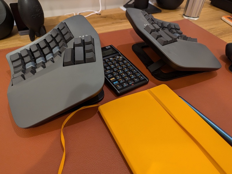 Kinesis Advantage 360 Pro at home Kinesis Advantage 360 Pro at home